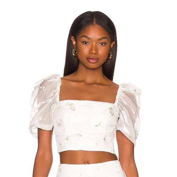 REVOLVE Tops - REVOLVE X AMANDA UPRICHARD CROPPED BLOUSE